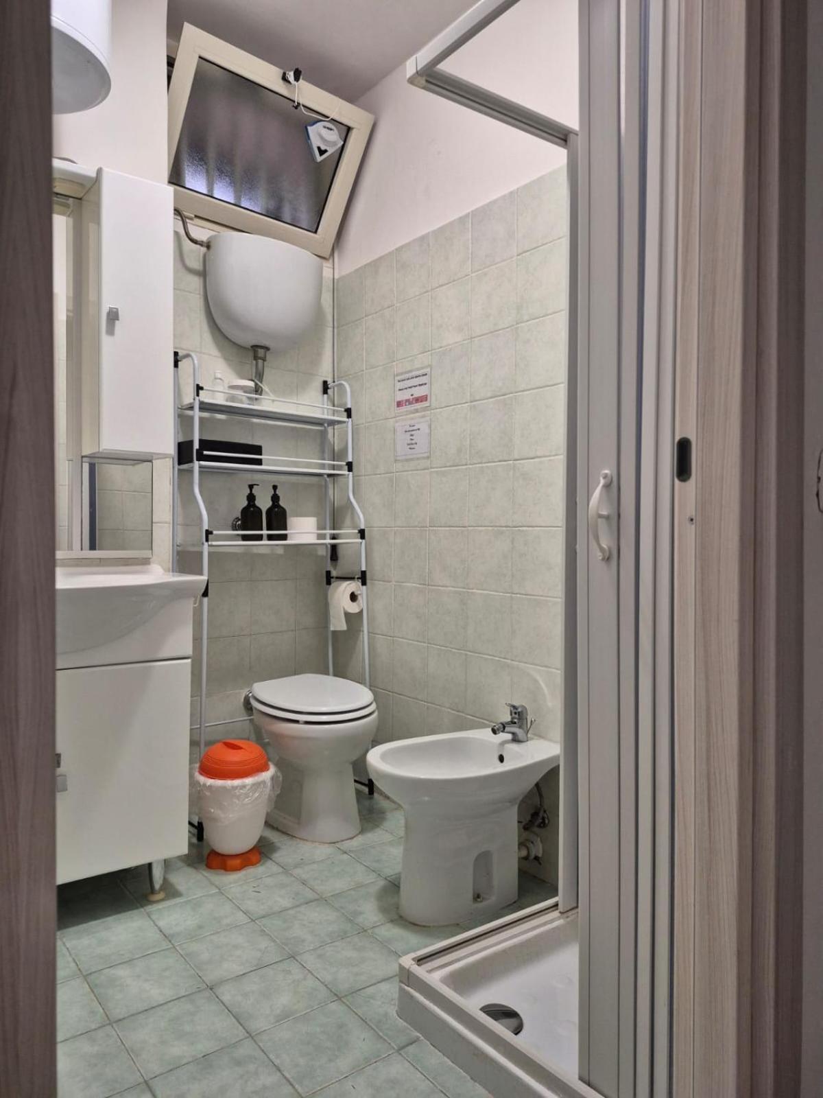 Appartement A Casa Di Ilaria à Naples Extérieur photo