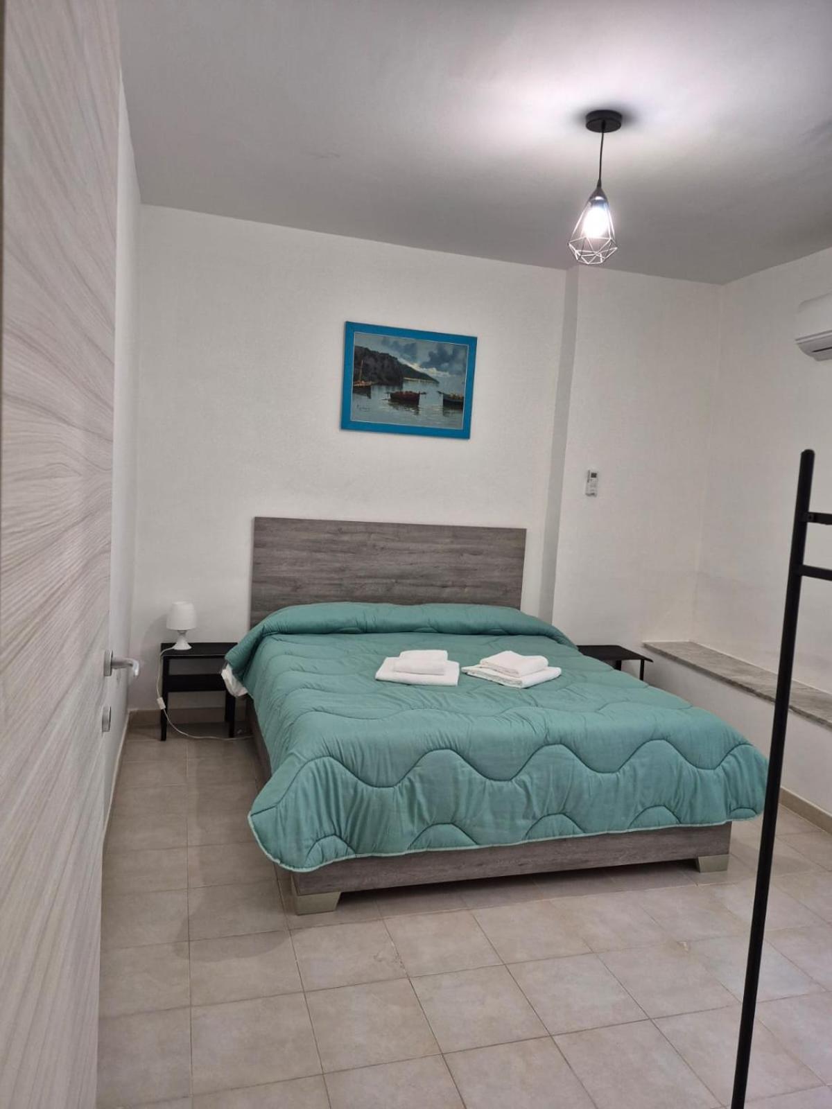 Appartement A Casa Di Ilaria à Naples Extérieur photo